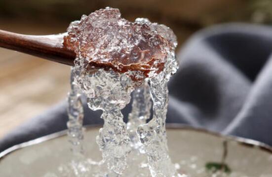 植物雪燕的功效与作用 雪燕哪些人不宜吃