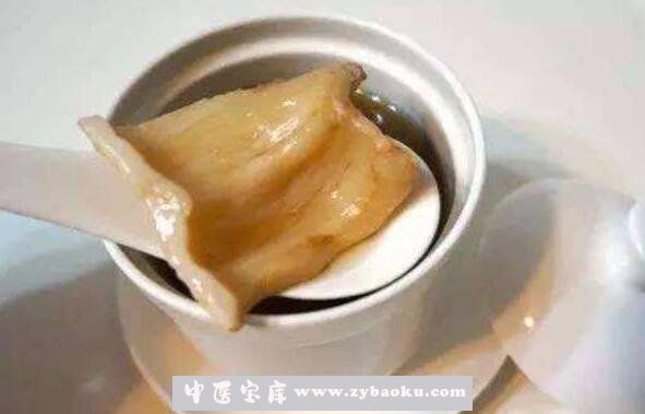 鳘鱼胶好还是黄花胶好 鳘鱼胶适合什么人吃