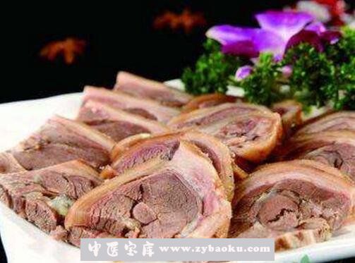 狗肉平时不能和什么一起吃